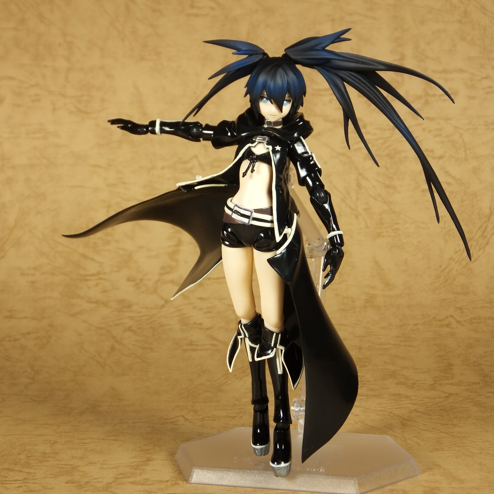 figma ブラックロックシューター TVアニメver (未開封) Amazon.co.jp: figma TV ANIMATION BLACKROCK SHOOTER ブラック