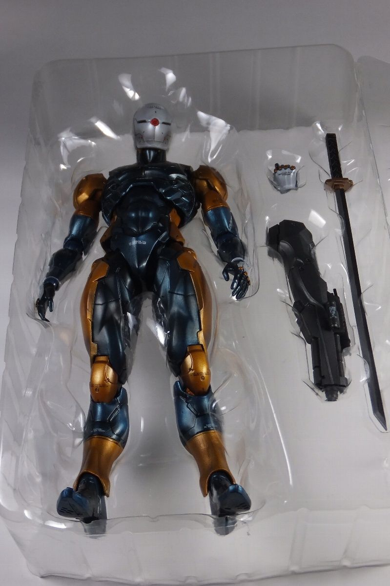 PLAY ARTS改 　L GEAR SOLID　サイボーグ忍者 楽天市場】METAL GEAR SOLID PLAY ARTS改 サイボーグ忍者(PVC