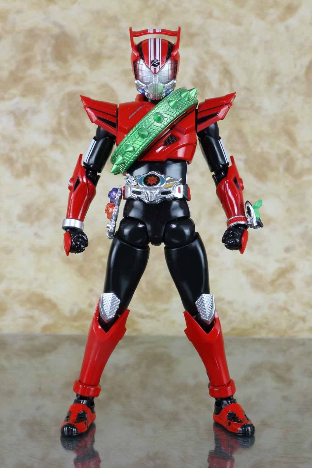 S.H.フィギュアーツ 「タイヤコウカーーーーーン」キャンペーン