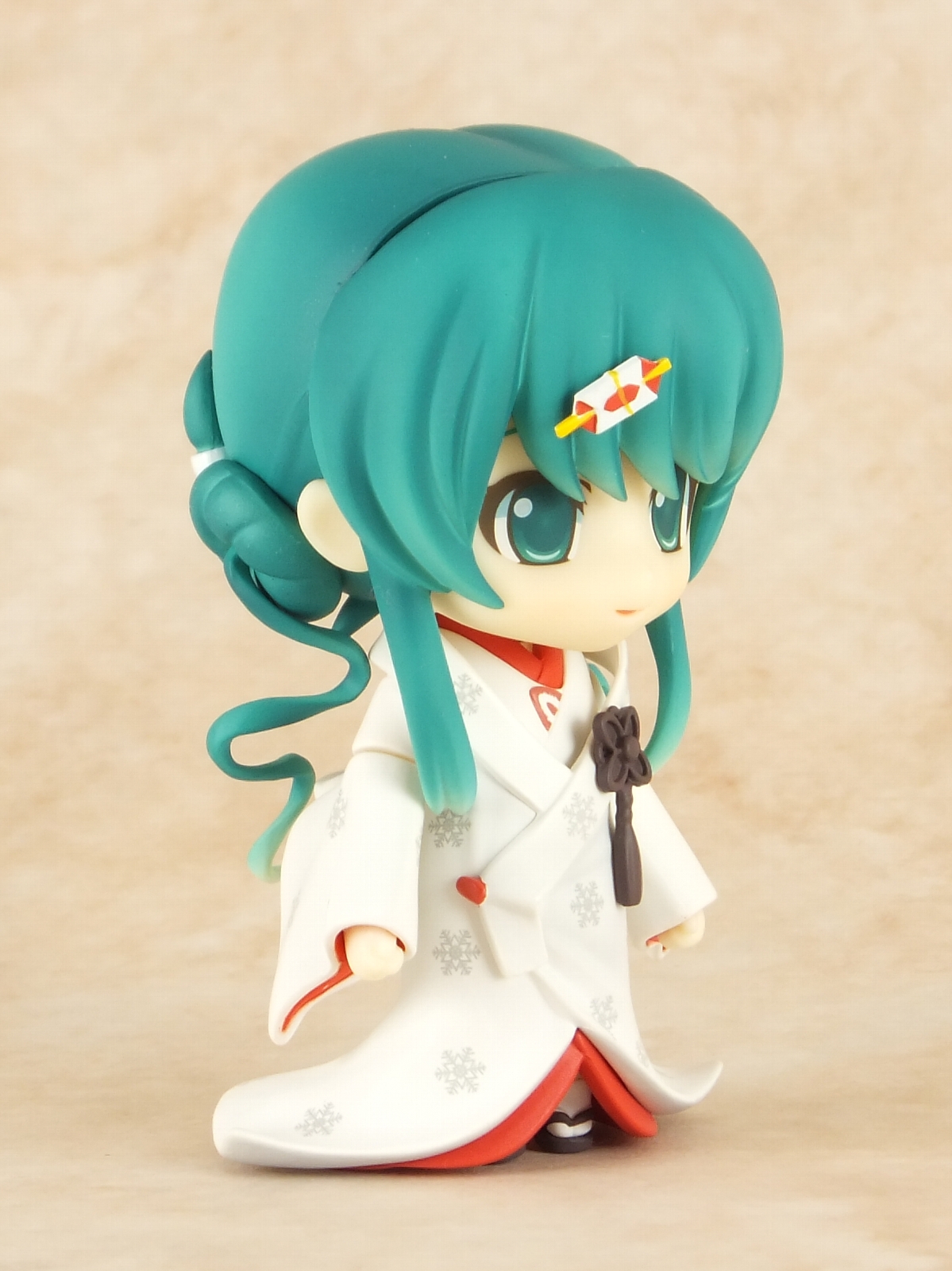 ねんどろいど 雪ミク いちご白無垢Ver. - 初音ミク