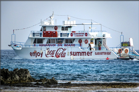cyprus-glassboat