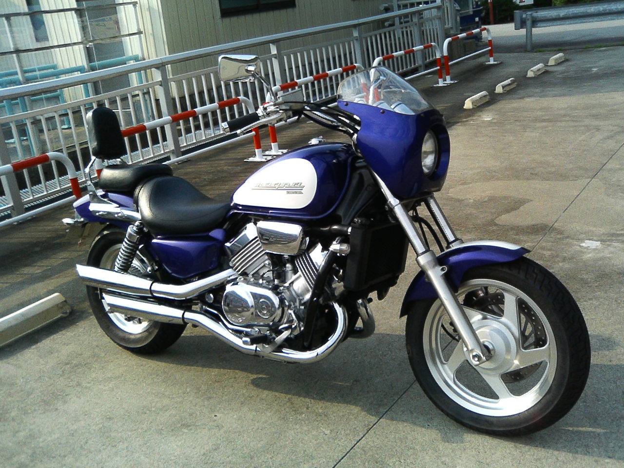 ホットイナズマ 自作製作ブログ ホンダ マグナ７５０ Rs 愛車について書いてみました バイク編 ホットイナズマを自作しよう かんたん製作で装着すれば驚きの効果 ホットイナズマ自作 燃費向上ブログ
