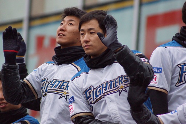 Npb News なんjまとめ 悲報 坂本 恥ずかしいから俺たちをハンカチ世代って言うな