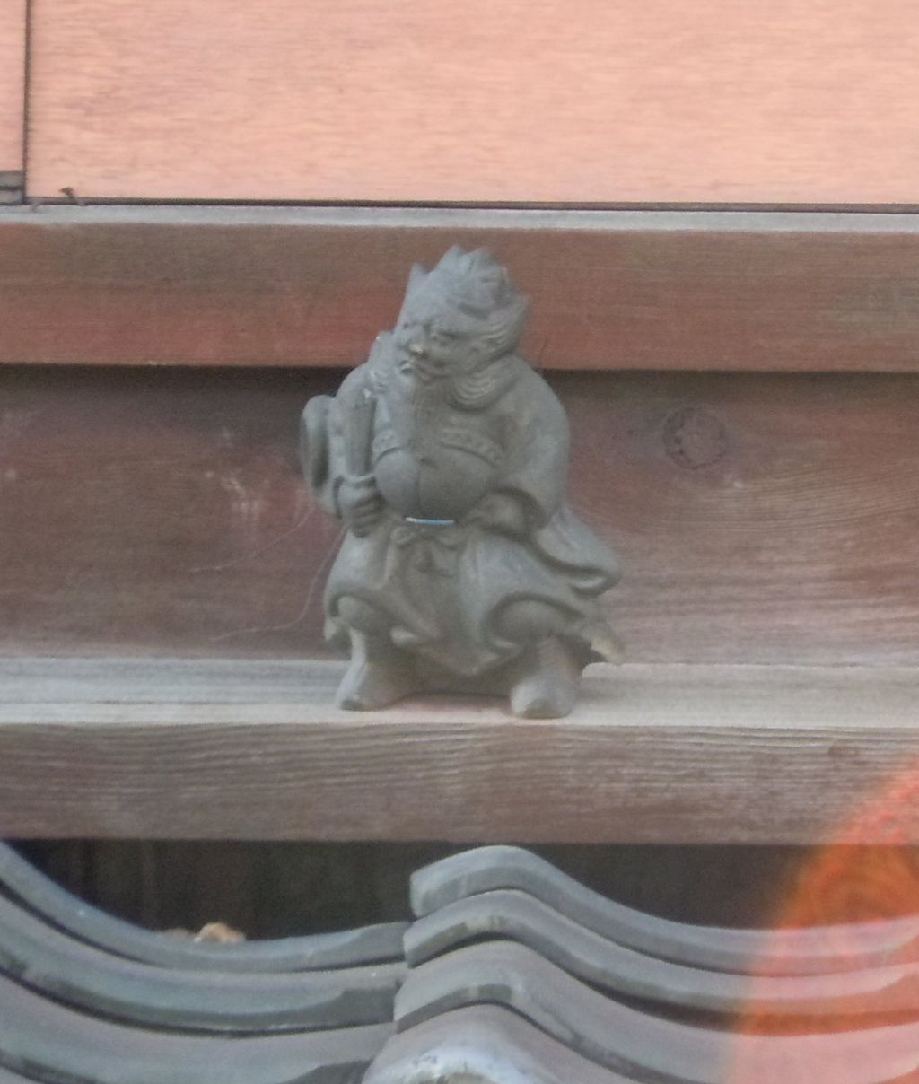 京都の町家には 鍾馗さん が住んでいる 上長者町通 陶四郎のつぶやき特選 京都の町家には 鍾馗さん が住んでいる 上長者町通 陶四郎のつぶやき特選