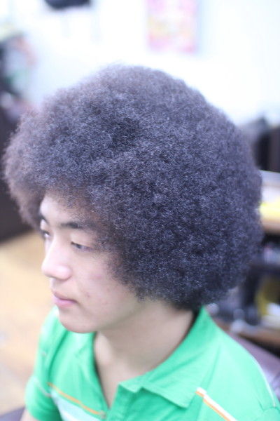 画像で見るよりも大きなアフロヘア Kamikiriyatakuのblog 画像で見るよりも大きなアフロヘア Kamikiriyatakuのblog