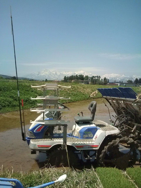 F1000425