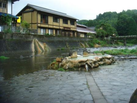 大分県 長湯温泉 ガニ湯 ラムネ温泉館 風露愚 温泉宿と日帰り温泉施設 共同湯巡り
