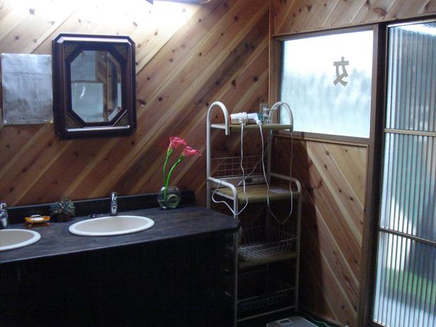 山梨県 増穂町赤石温泉 赤石温泉 風露愚 温泉宿と日帰り温泉施設 共同湯巡り