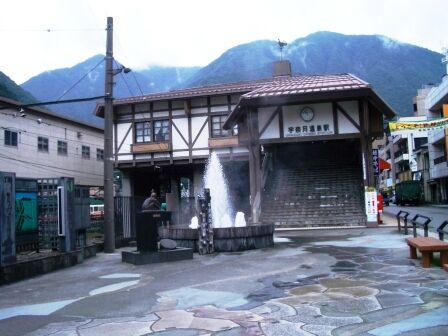 富山県 黒部峡谷温泉郷 鐘釣温泉河原の露天風呂 風露愚 温泉宿と日帰り温泉施設 共同湯巡り