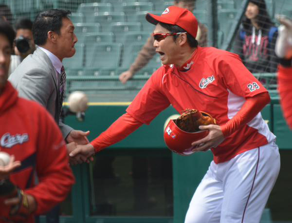 金本が新井に対して行ってきたイタズラで打線組んだ 非常識 なんj