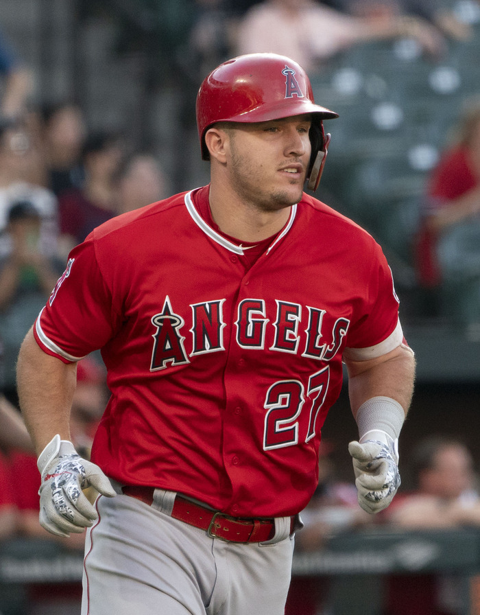 Mike_Trout_2018