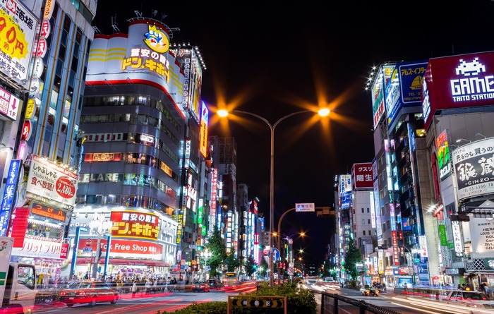 Kabukicho-Shinjuku-Tokyo_2015