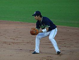 266px-山田哲人2