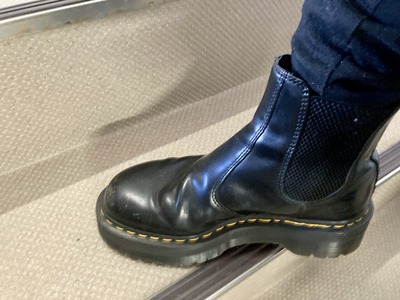 Dr.マーチン2976 QUAD