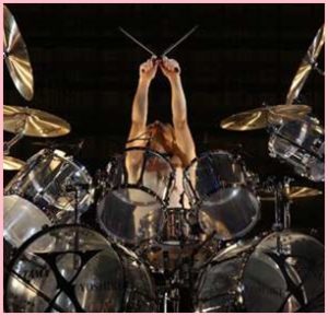 バンドのドラマー価値を上げたyoshiki 奏 気ままな音楽レビュー バンドのドラマー価値を上げたyoshiki 奏 気ままな音楽レビュー