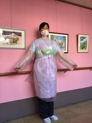 ガウン 前向き