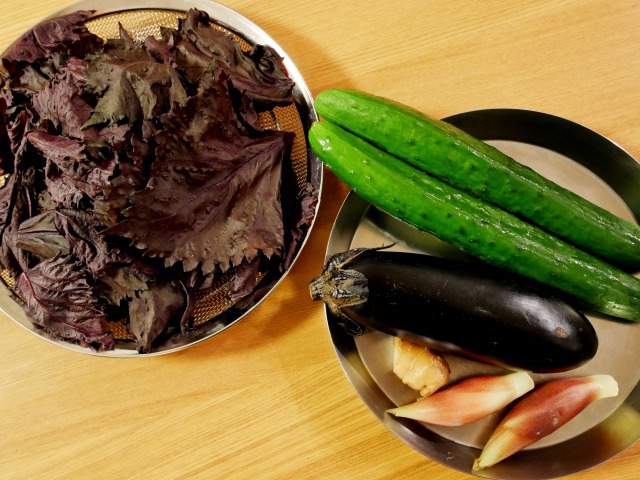 実家からの野菜便でしば漬け作り : kana-kitchen 実家からの野菜便でしば漬け作り : kana-kitchen