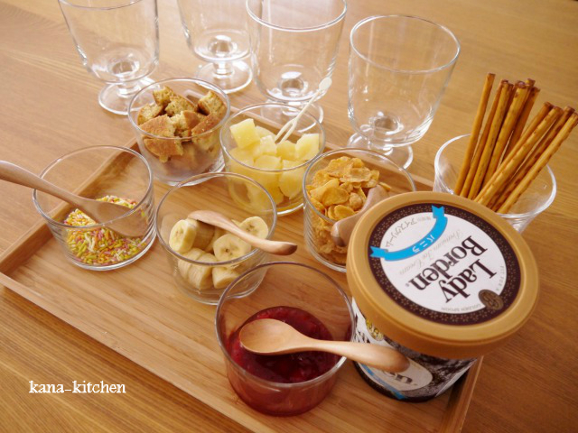 Ikeaのグラスで楽しいパフェ作り Kana Kitchen Ikeaのグラスで楽しいパフェ作り Kana Kitchen