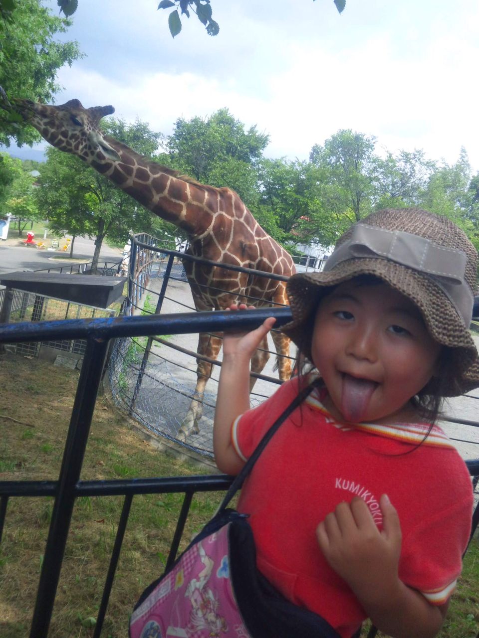 ベロの長さ比べ かなこそうた日記