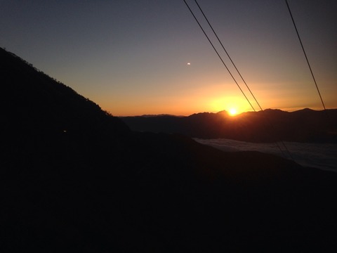 2015-10-03-05-46-41