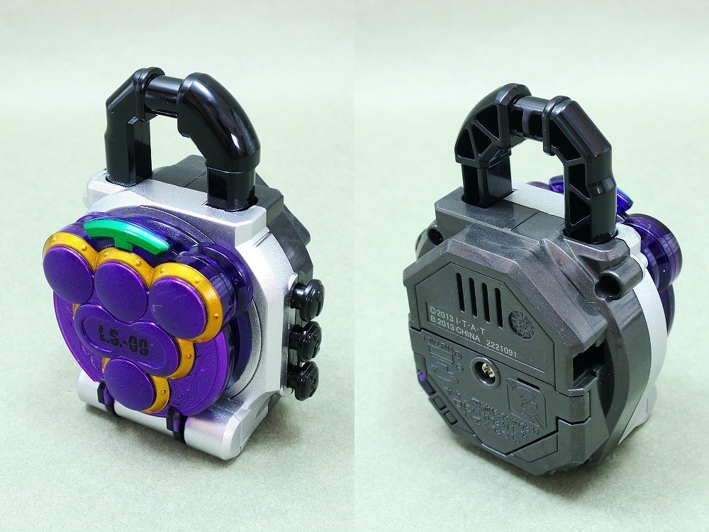 戦極ドライバー、ロックシード、仮面ライダー鎧武 ブドウ龍砲セット 戦極ドライバー、ロックシード、仮面ライダー鎧武 ブドウ龍砲