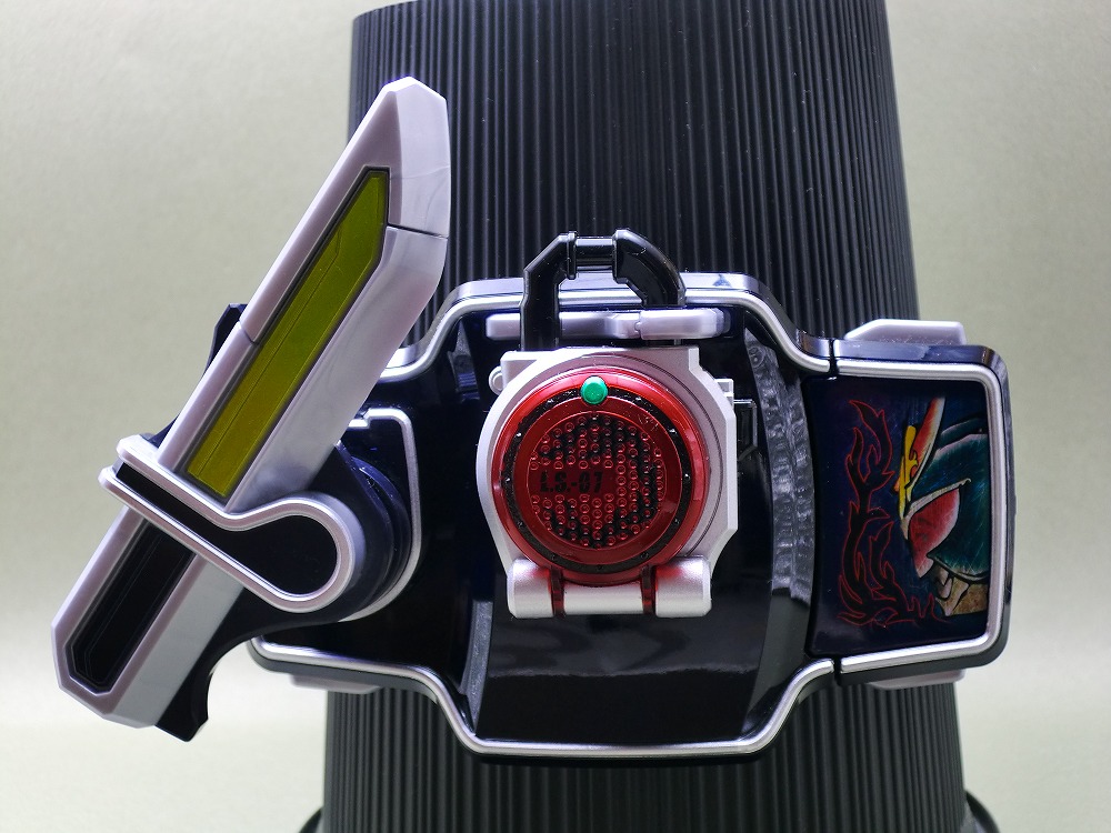 バンダイ DXブラッドオレンジロックシード 仮面ライダー武神鎧武
