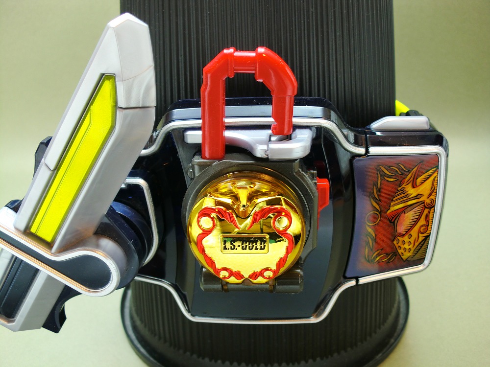 バンダイ DX金&銀のリンゴロックシード 仮面ライダーマルス&冠