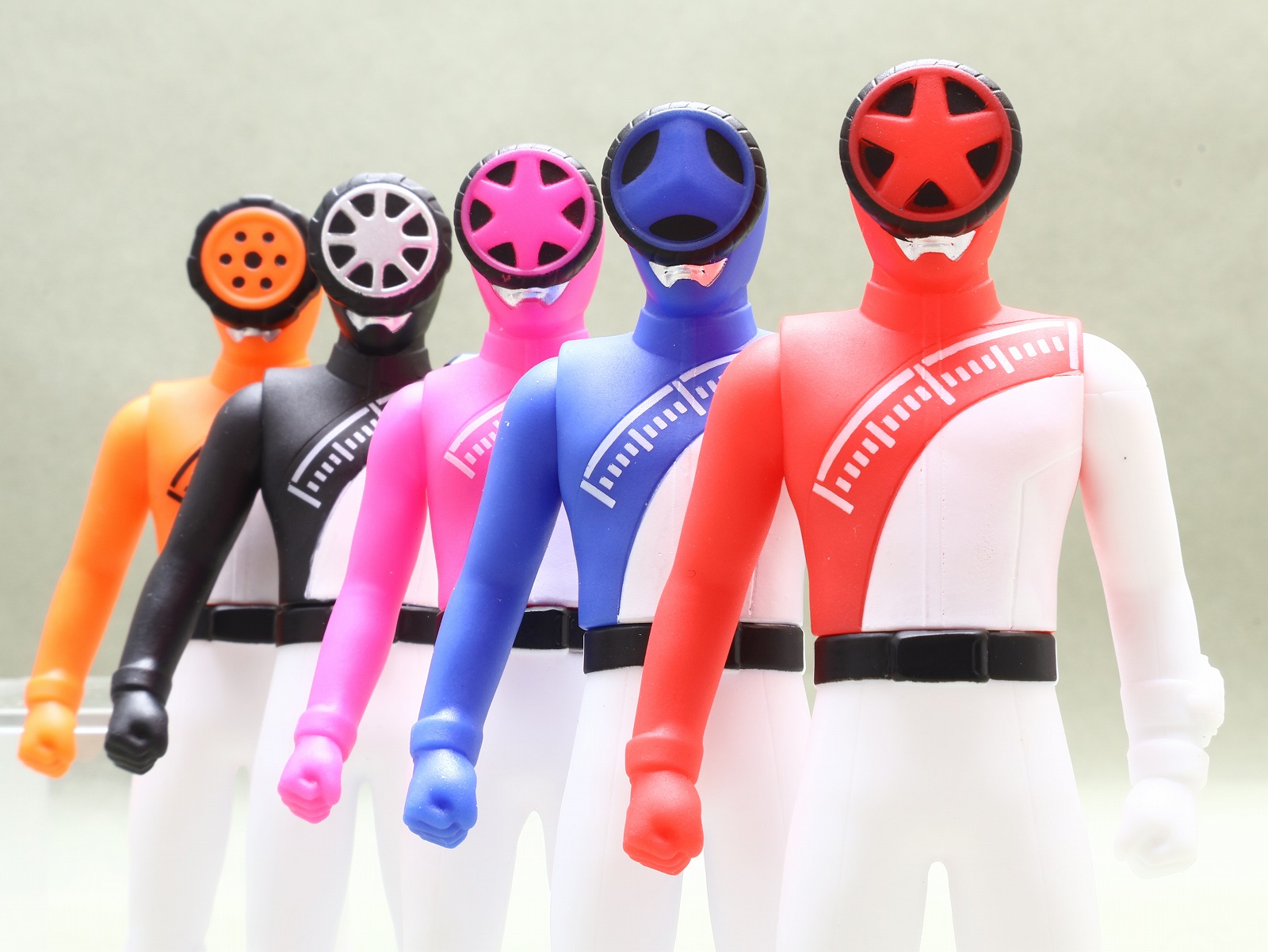 BANDAI - バンダイ 爆上戦隊ブンブンジャー 戦隊ヒーローシリーズ 　ソフビ Amazon.co.jp: [バンダイ(BANDAI)] 爆上戦隊ブンブンジャー 戦隊