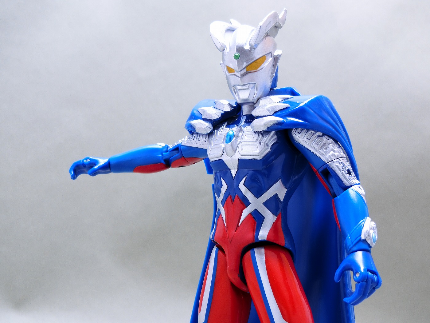 ウルトラアクションフィギュア ウルトラマンゼロ ウルトラゼロマントセット