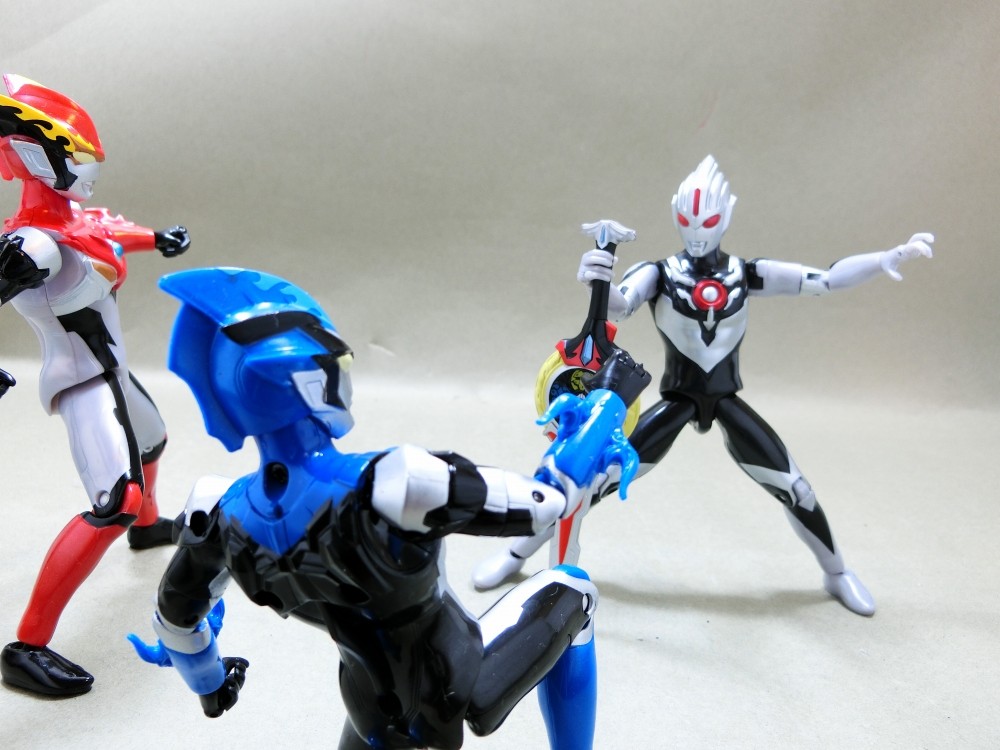 バンダイ ウルトラアクションフィギュア ウルトラマンオーブ