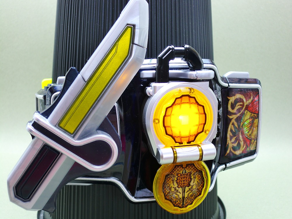 仮面ライダー 鎧武 ガイム DXマンゴーロックシード 新品未開封 : 仮面ライダー鎧武⁄ガイム カプセルロックシード06