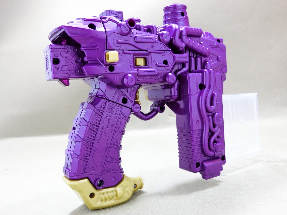駆鱗煙銃 DXネビュラスチームガン｜仮面ライダーおもちゃウェブ