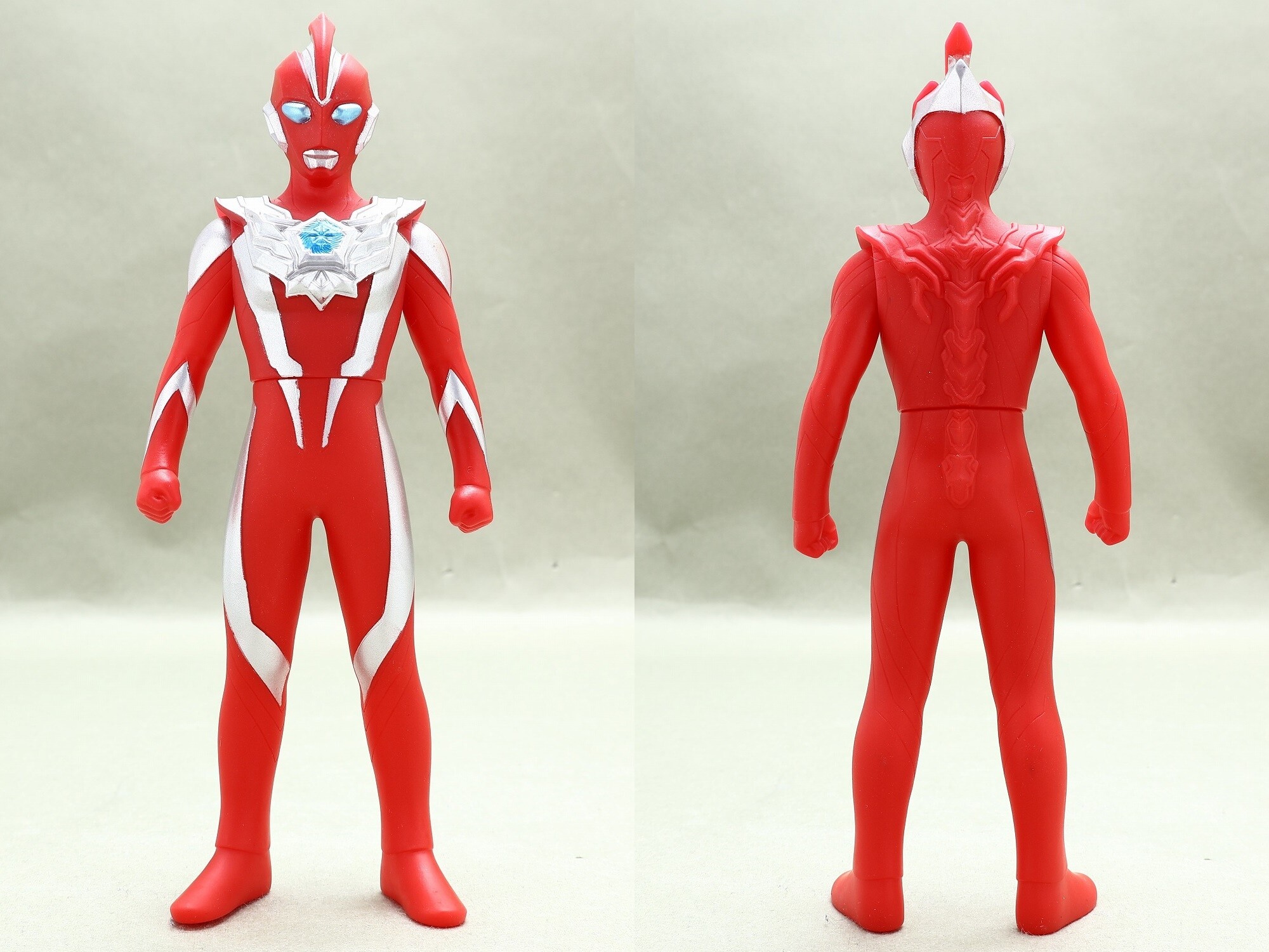 バンダイ 初回生産限定 ウルトラマンオメガ-ソフビ&メテオ
