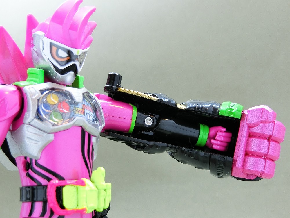 バンダイ LVUR18 仮面ライダーエグゼイド マキシマムゲーマー