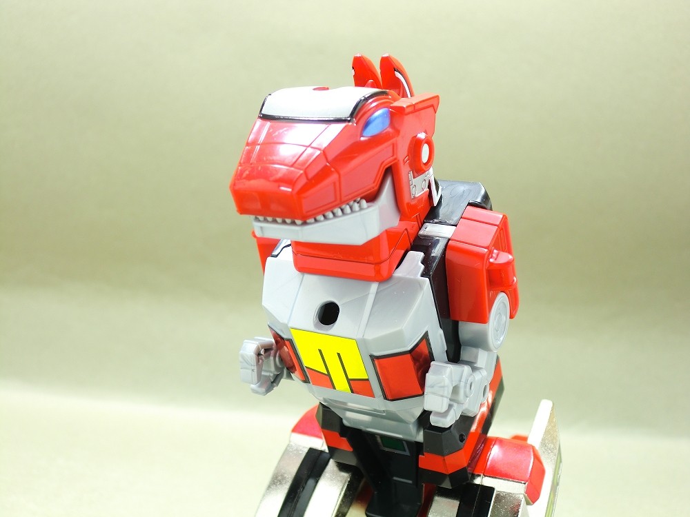 バンダイ Legacy Megazord(進化合体 大獣神) レビュー① : 冷やし牛乳