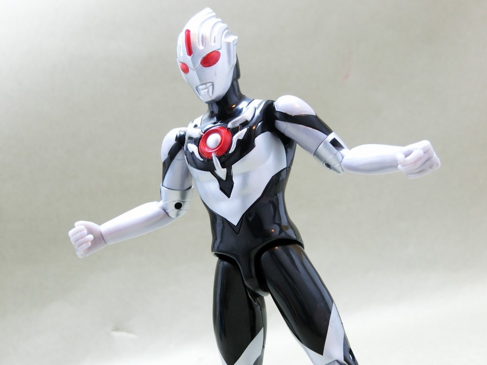 バンダイ ウルトラアクションフィギュア ウルトラマンオーブ