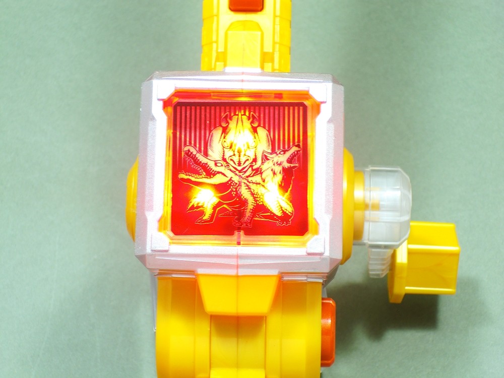 (未使用･未開封品)　動物戦隊ジュウオウジャー リール超回転 ジュウオウザガンロッド 0pbj0lf 動物戦隊ジュウオウジャー リール超回転 ジュウオウザガンロッド
