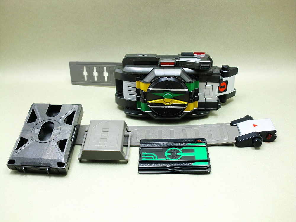 バンダイ レジェンドライダーシリーズ 変身ベルト 仮面ライダー ...