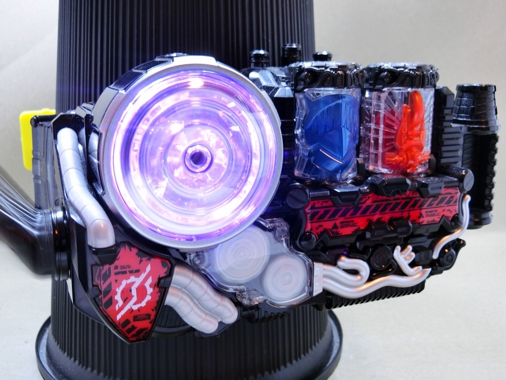 バンダイ DXサメバイクフルボトル&仮面ライダービルドDVDセット