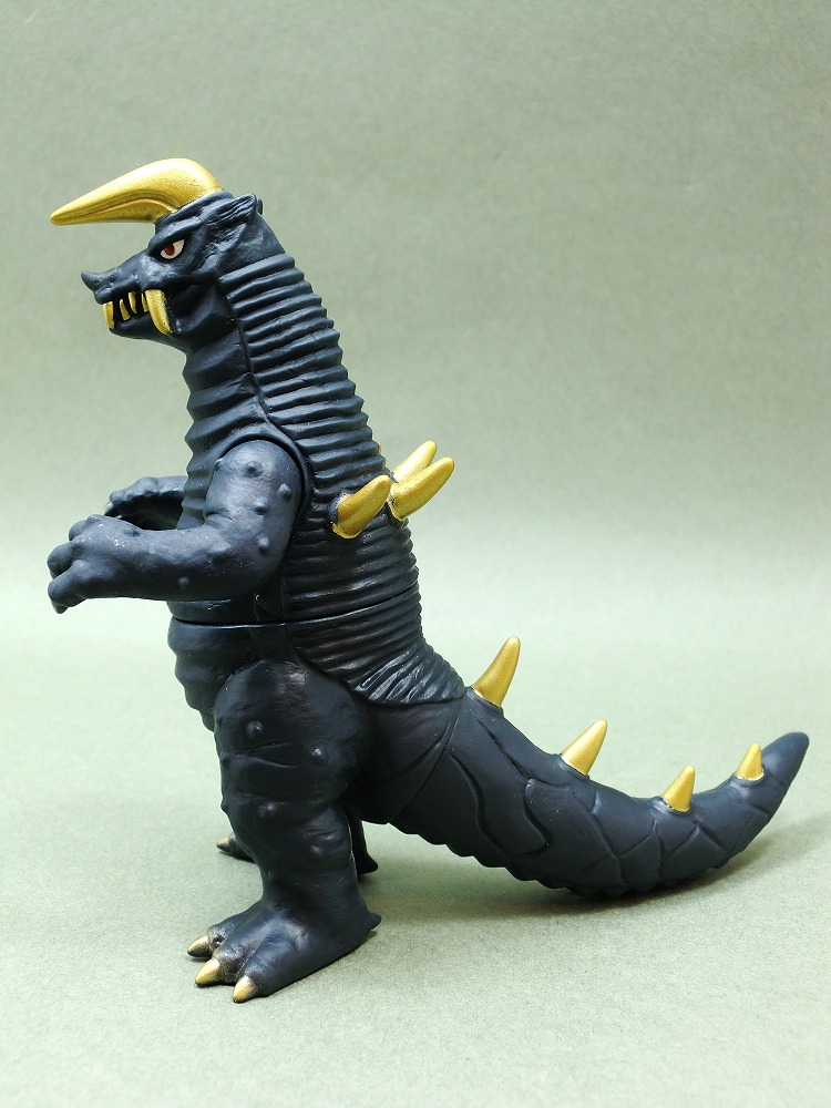 バンダイ ウルトラヒーロー500 11.ウルトラマンギンガ