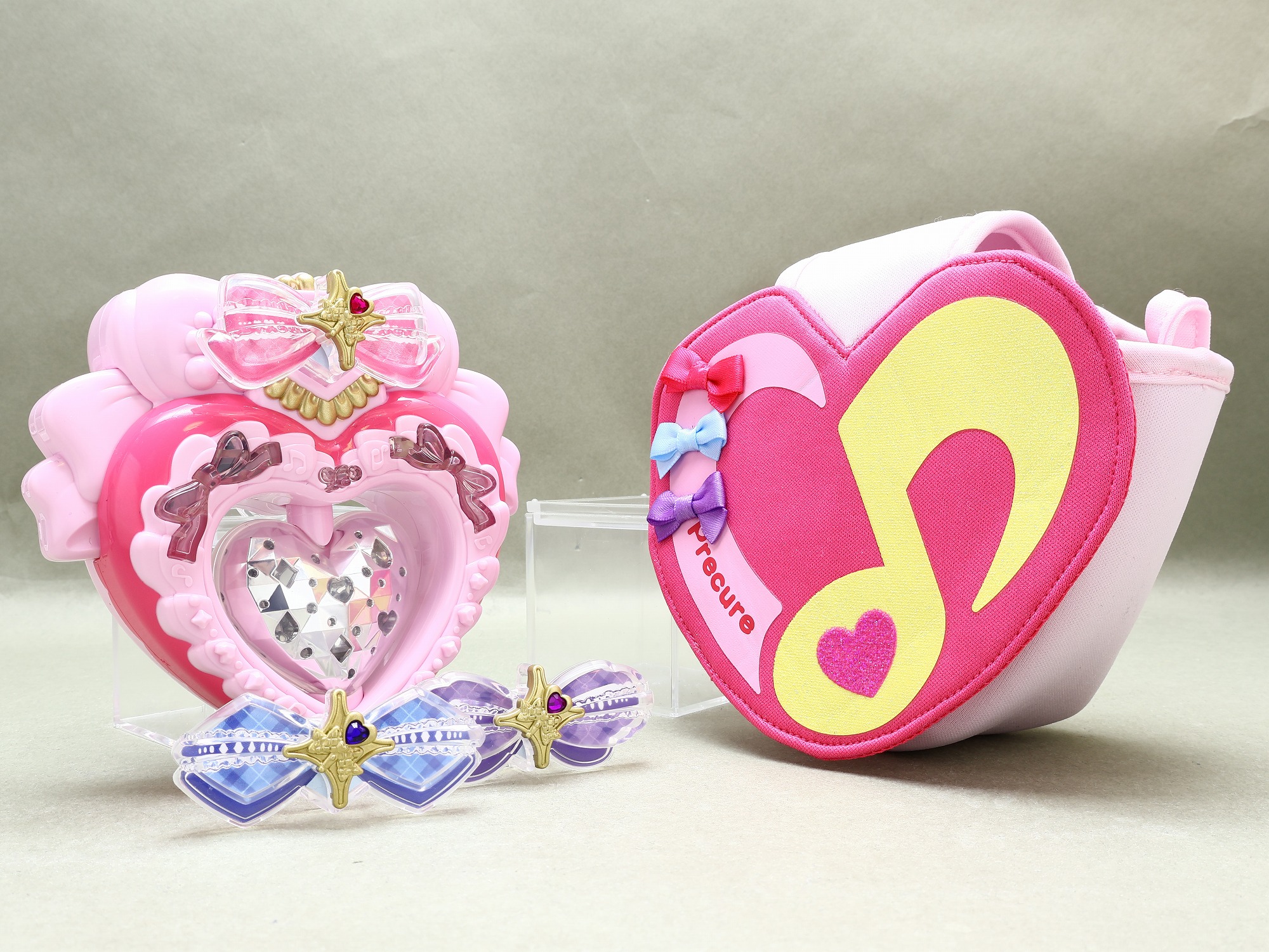 プリキュア アイドルハートブローチ　インカムセット 未開封 キミとアイドルプリキュア♪アイドルハートブローチ＆アイドル