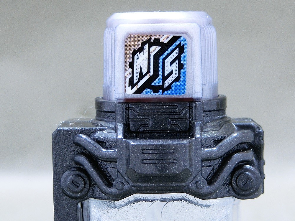 (未使用･未開封品)　仮面ライダービルド DXスマホウルフフルボトルセット 6k88evb Amazon | 仮面ライダービルド DXスマホウルフフルボトルセット