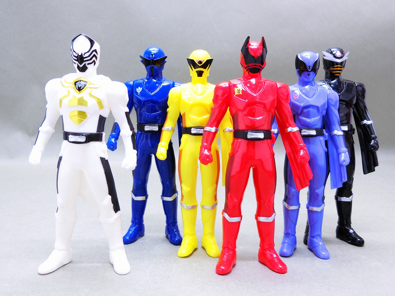 バンダイ 戦隊ヒーローシリーズ 王様戦隊キングオージャー レビュー