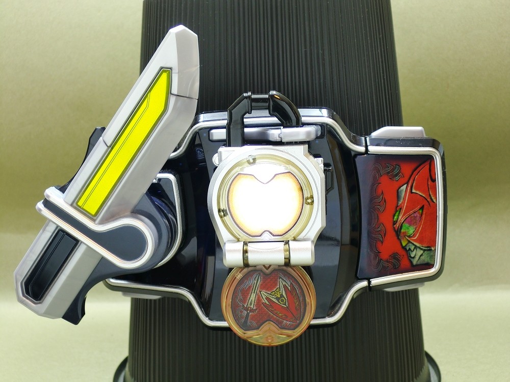 鎧武外伝 仮面ライダー斬月 バロン Dx禁断のリンゴロックシード イドゥンフェイスプレート レビュー 冷やし牛乳やってます 鎧武外伝 仮面ライダー斬月 バロン Dx禁断のリンゴロックシード イドゥンフェイスプレート レビュー 冷やし牛乳やってます