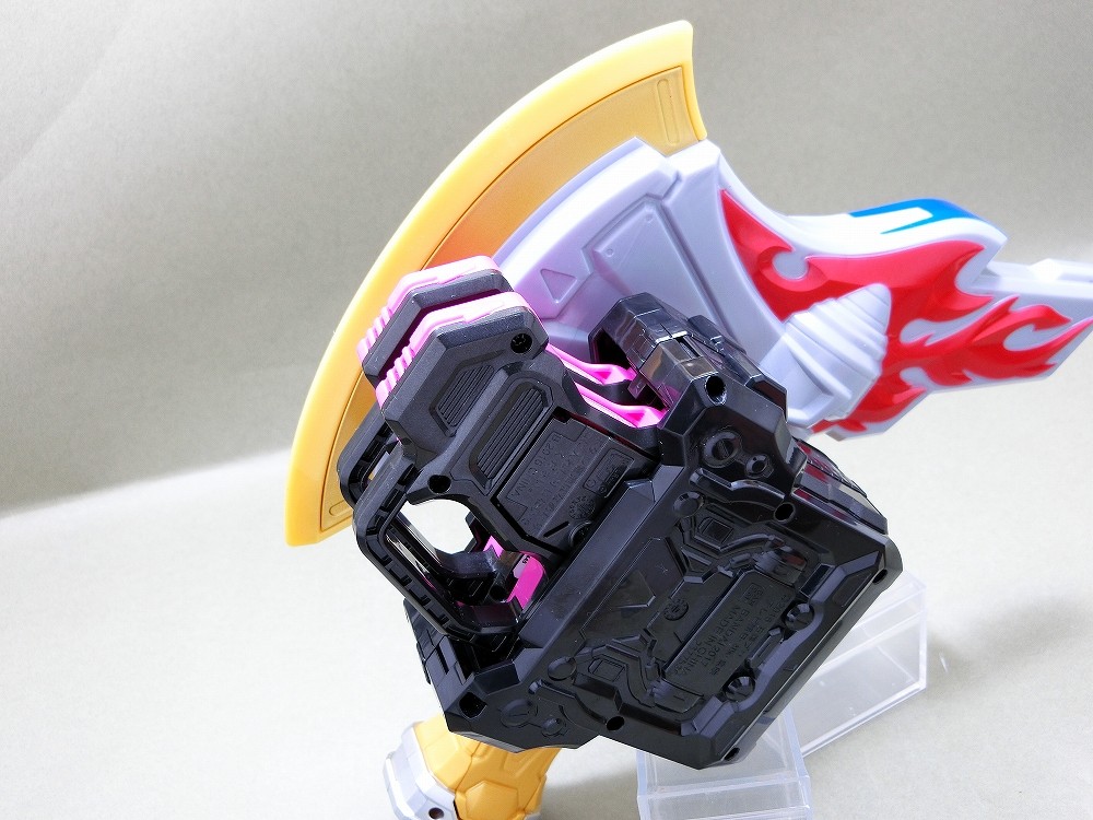 バンダイ 連撃連鎖 DXガシャコンパラブレイガン レビュー