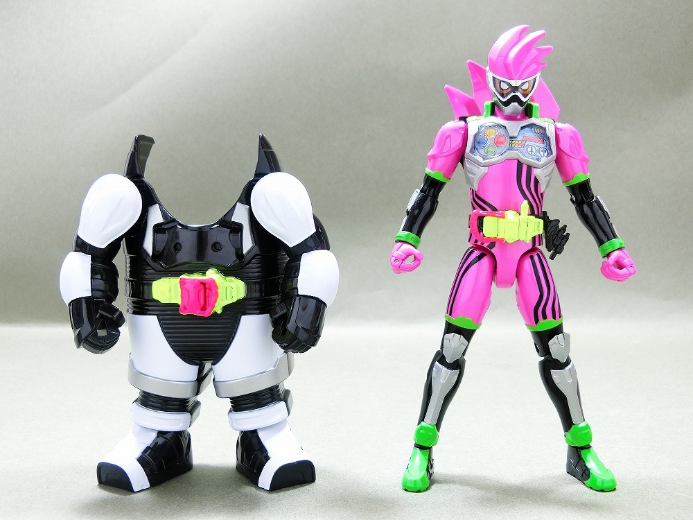 バンダイ LVUR01 仮面ライダーエグゼイド アクションゲーマー