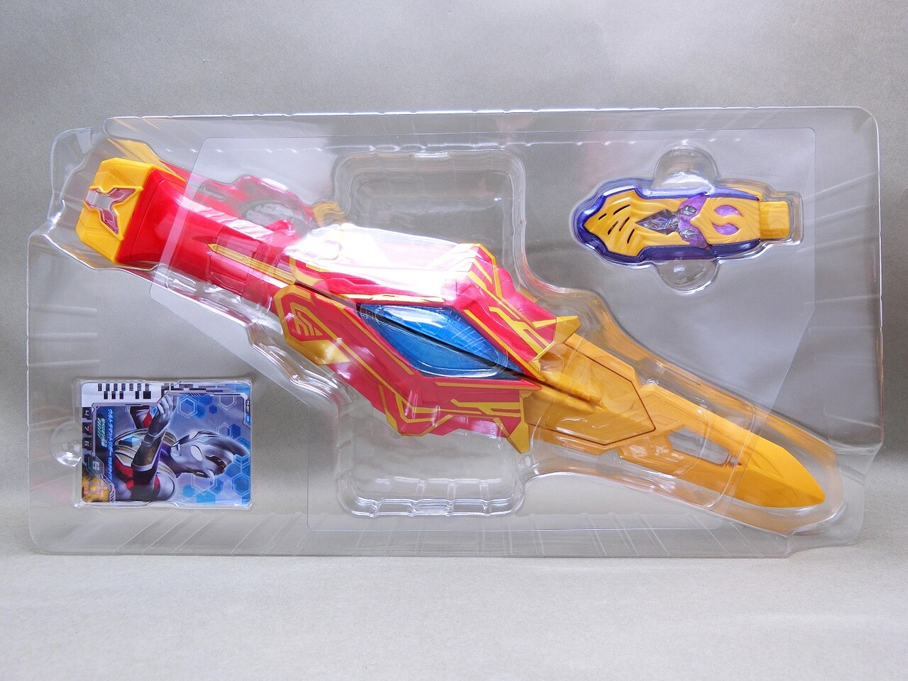 バンダイ DXウルトラデュアルソード レビュー : 冷やし牛乳やっ