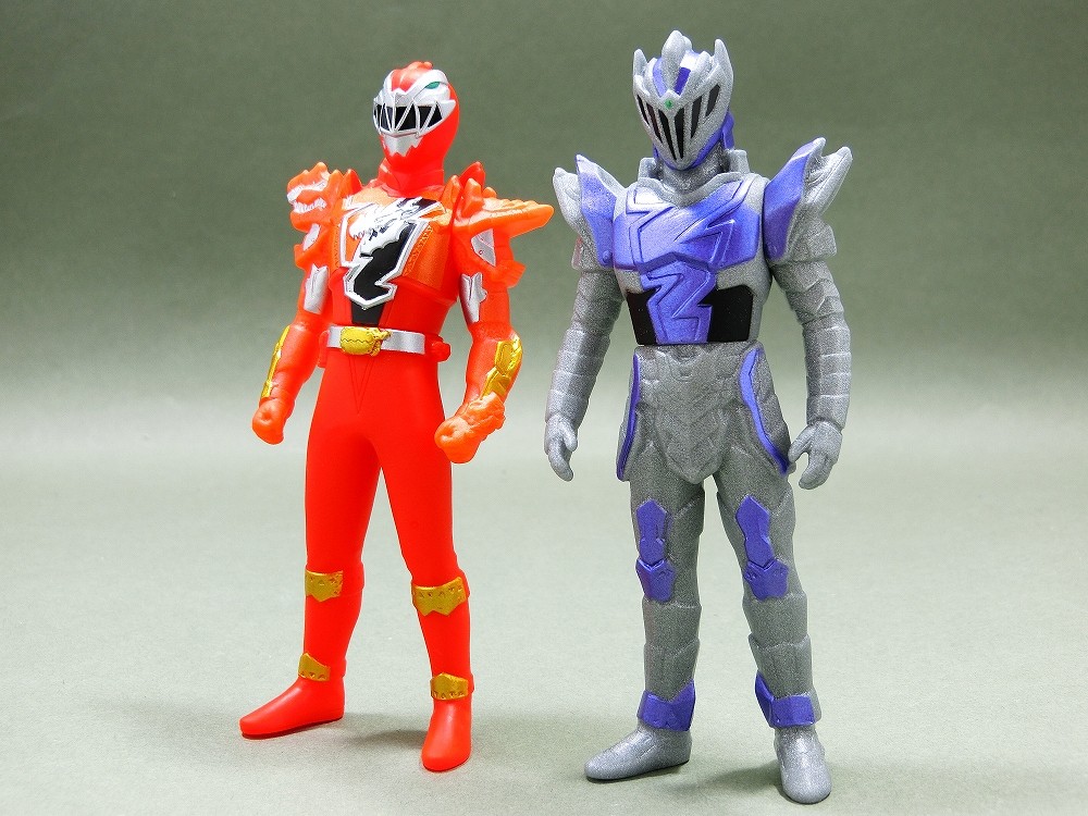 ソフビヒーロー 騎士竜戦隊リュウソウジャー2リュウソウレッド(メラメラソウル) ソフビヒーロー 騎士竜戦隊リュウソウジャー2｜発売日：2019年7