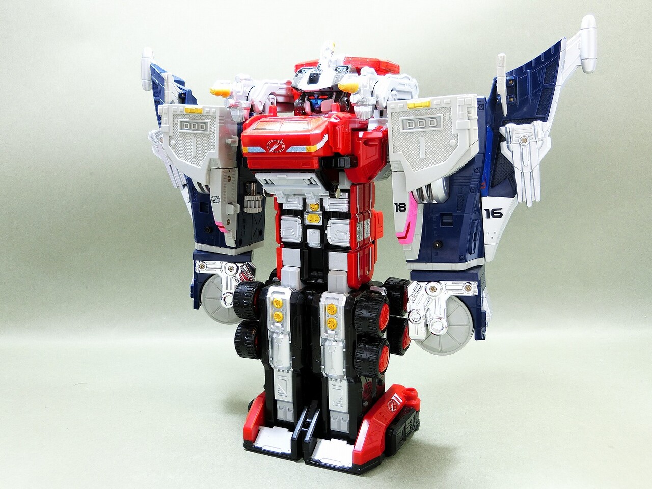 冷やし牛乳やってます。 バンダイ 超絶轟轟合体 DXダイボイジャー レビュー