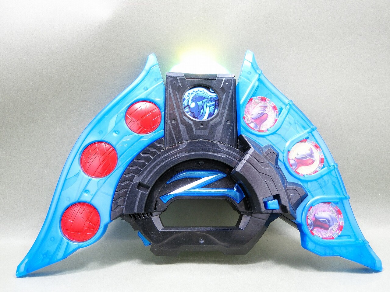冷やし牛乳やってます。 : バンダイ DXウルトラメダル ...